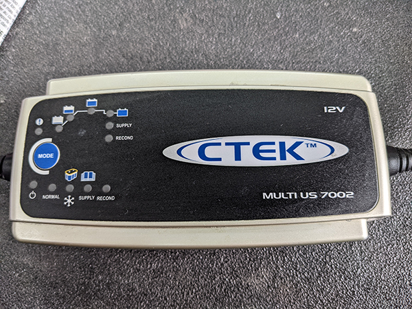 CTEK 輸入車バッテリー（AMG）対応